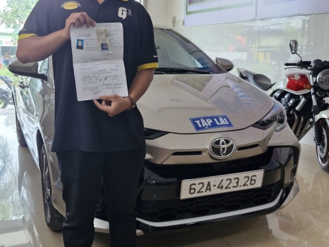 Thắng đã nhận bằng