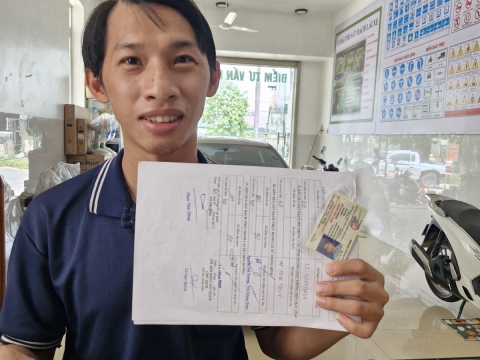 Kiệt đã nhận bằng