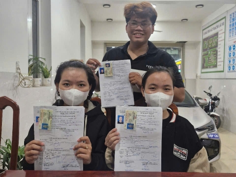 Trân , Cúc Mình 190026