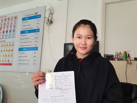 Huyền Những 1900049