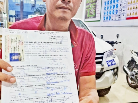 Phong đã nhận bằng